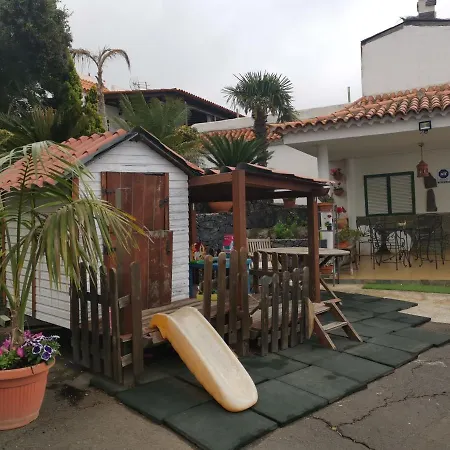 Dolores Con Piscina Y Vistas A La Gomera Сasa de vacaciones